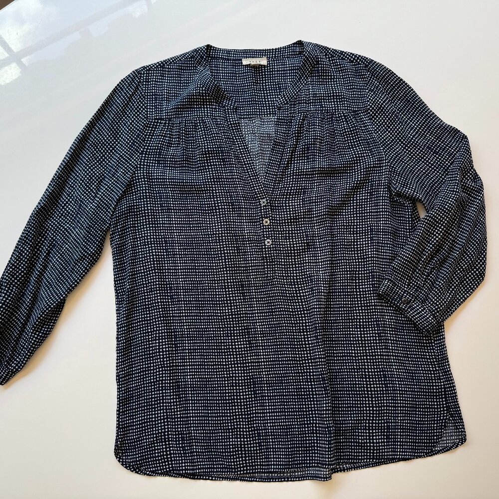 Soft Joie  Blue and white V neck blouse - M